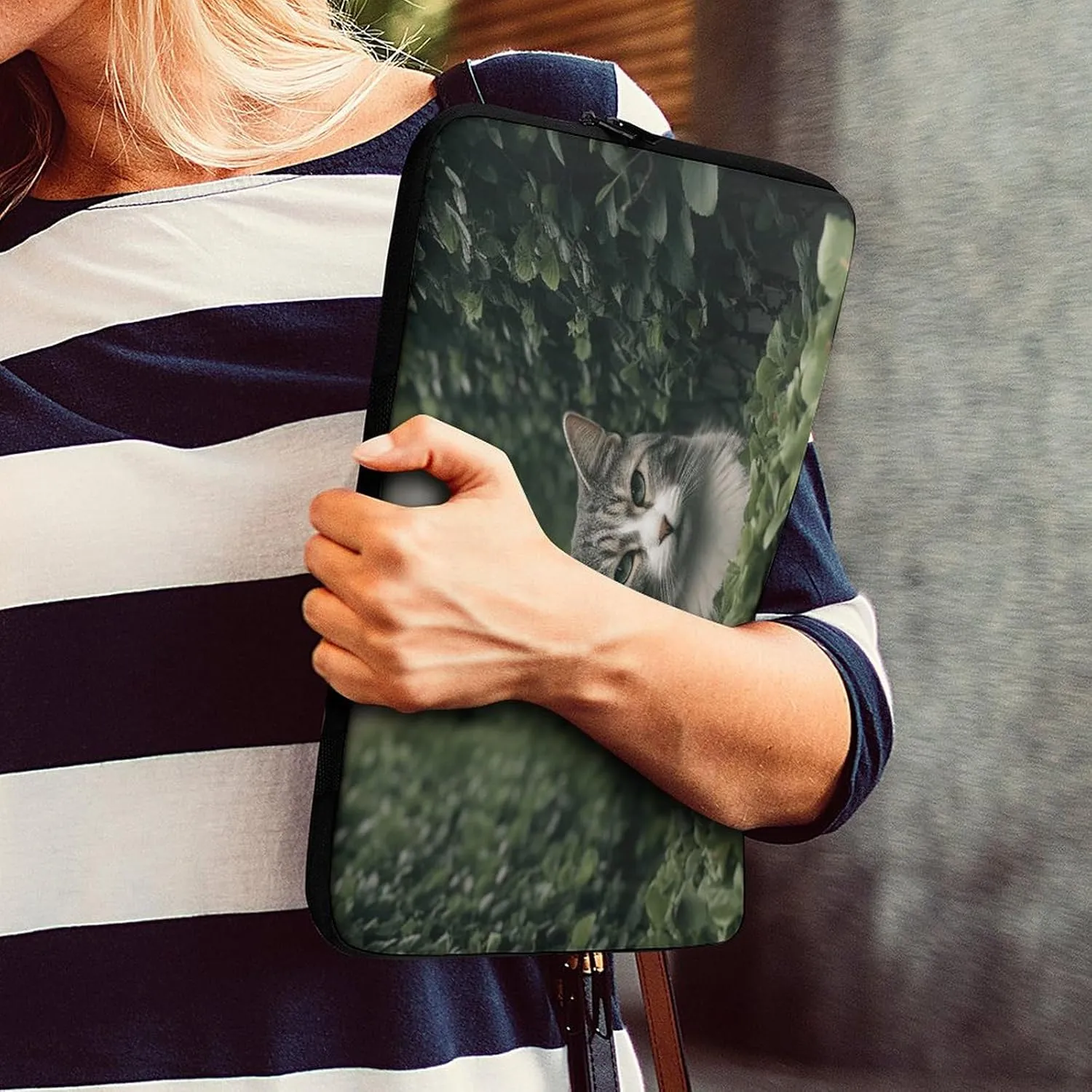 17inch Laptop Sleeve Bag Cat on The Ground Laptop Bag Shockproof Computer Carrying Cover Slim Briefcase Handbag