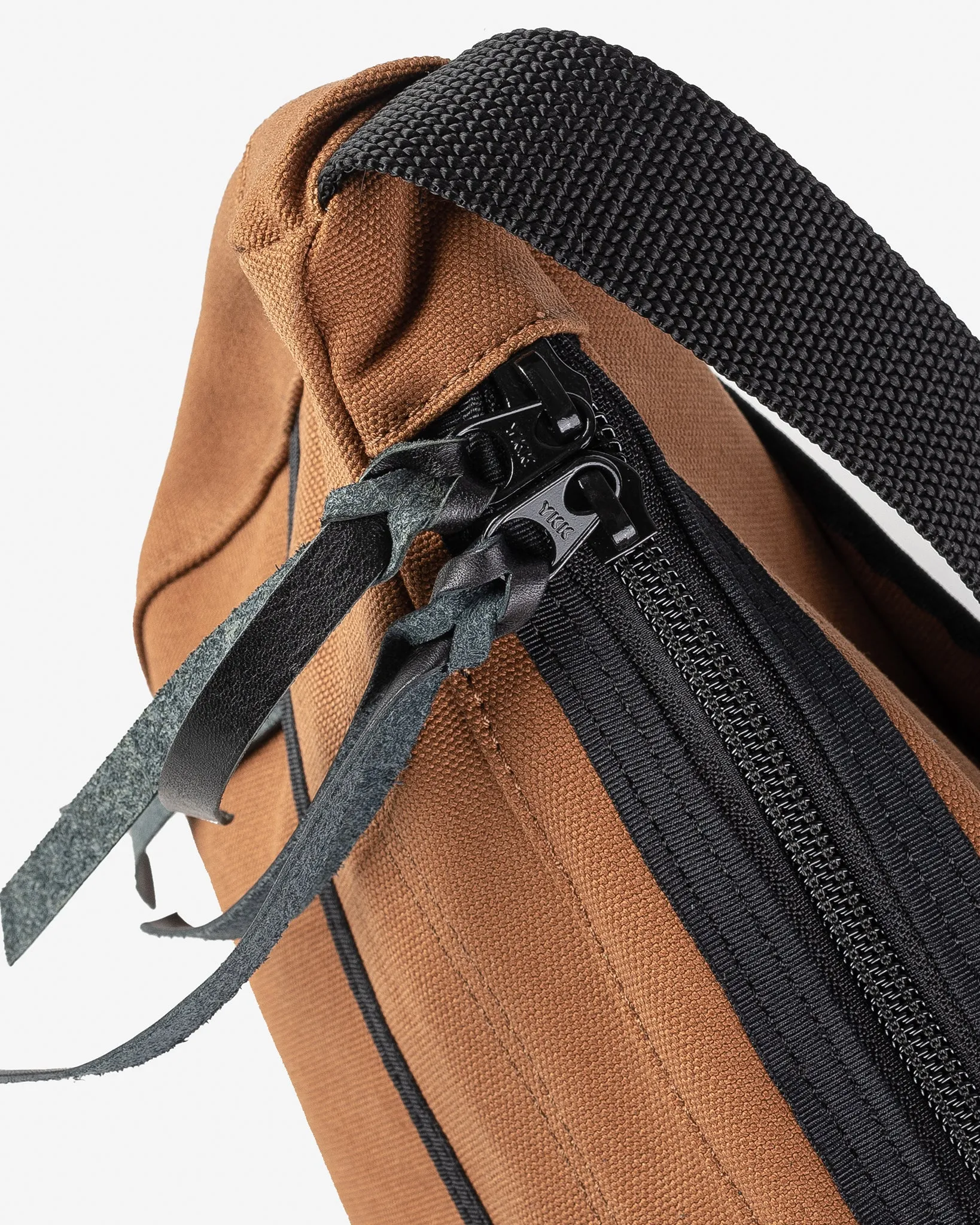 17oz Duck Small Shoulder Bag - Brown
