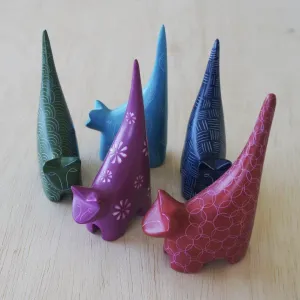Akija™ Soapstone Tail up Cat