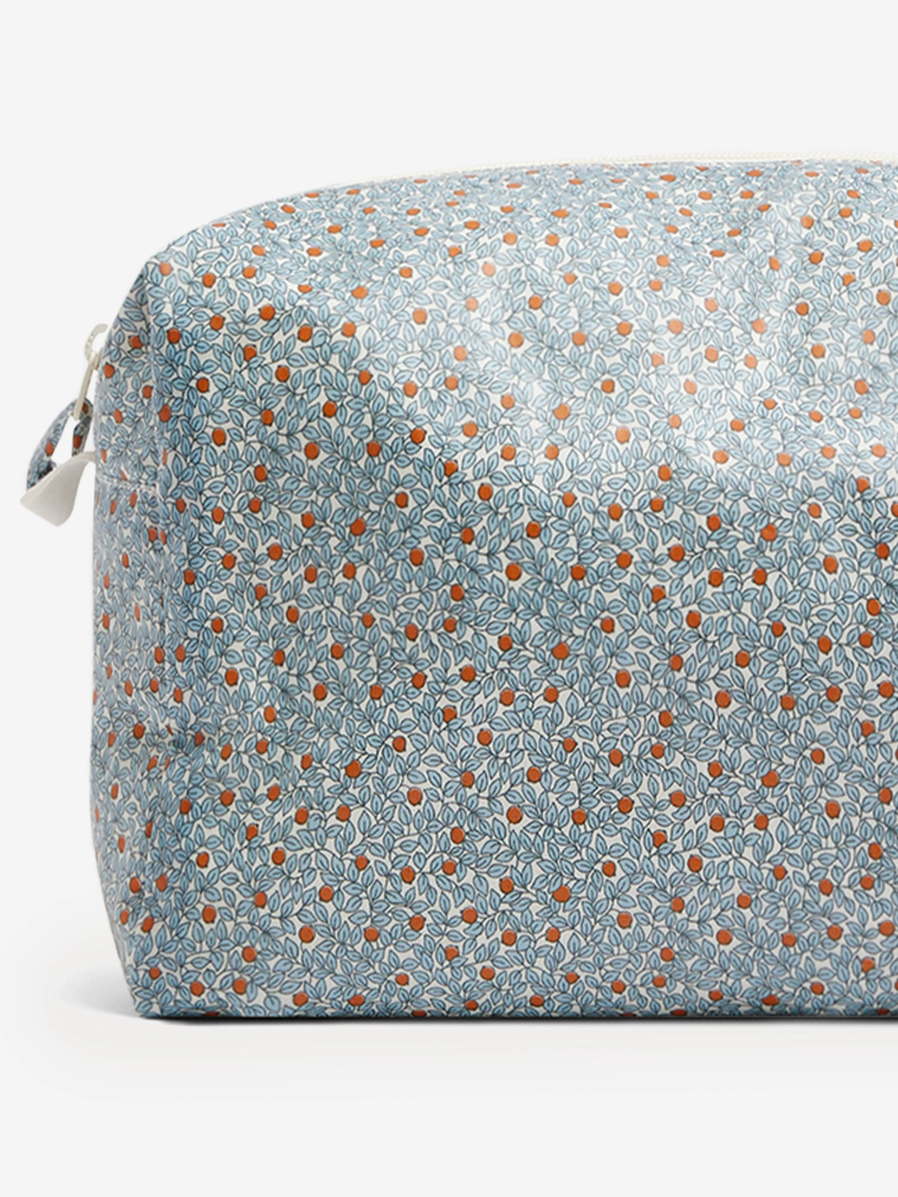 Bonpoint Girls Toiletry Bag in Blue (25cm)
