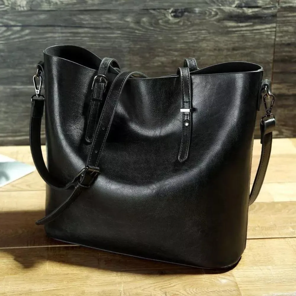 Celeste’s Everyday Luxe | Handcrafted Leather Shoulder Bag