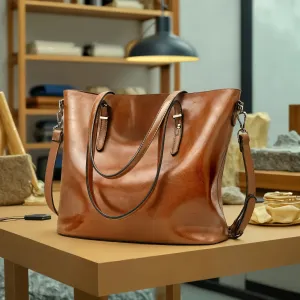 Celeste’s Everyday Luxe | Handcrafted Leather Shoulder Bag