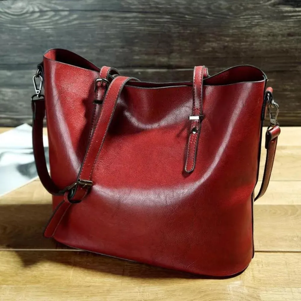 Celeste’s Everyday Luxe | Handcrafted Leather Shoulder Bag