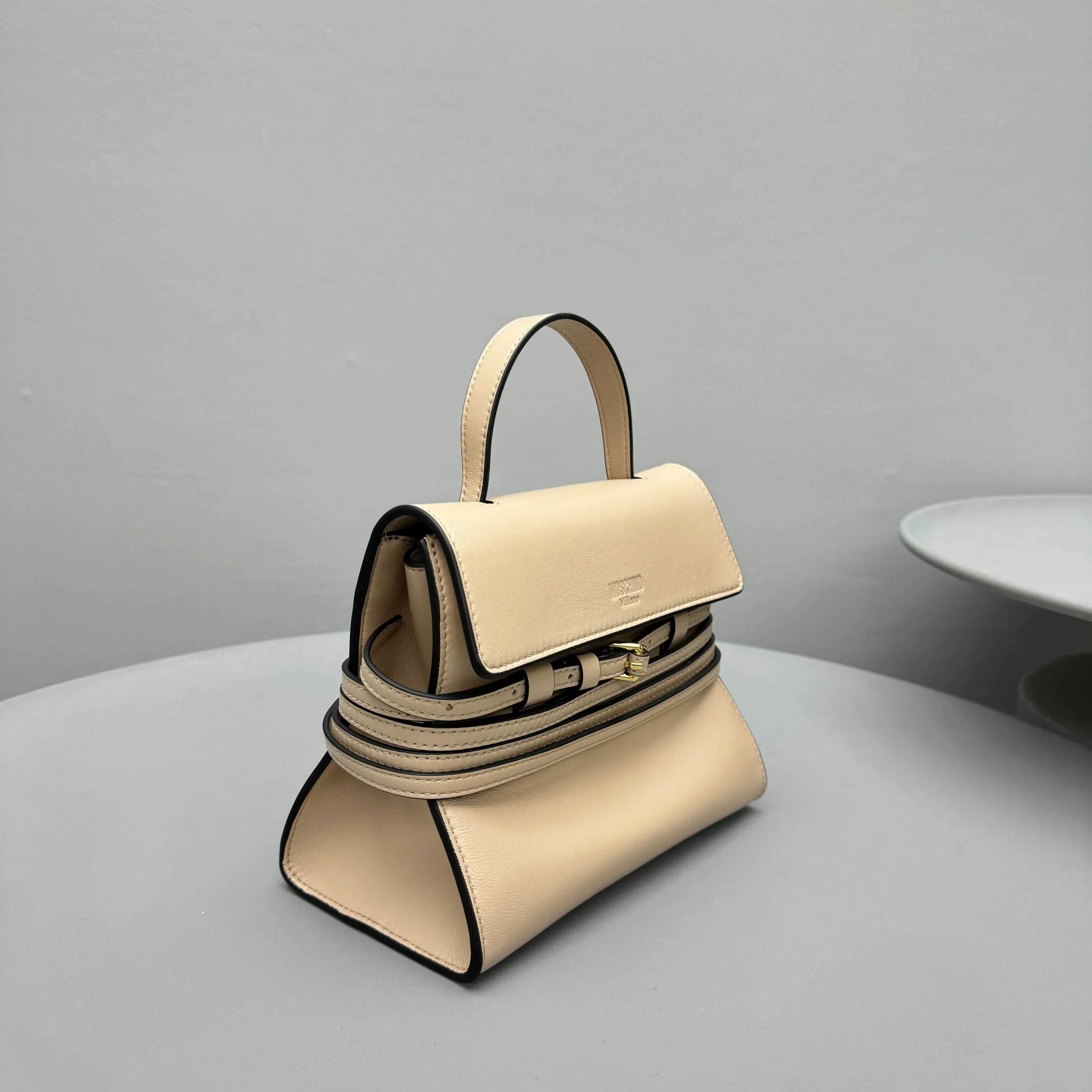 Classic Shoulder Handbag