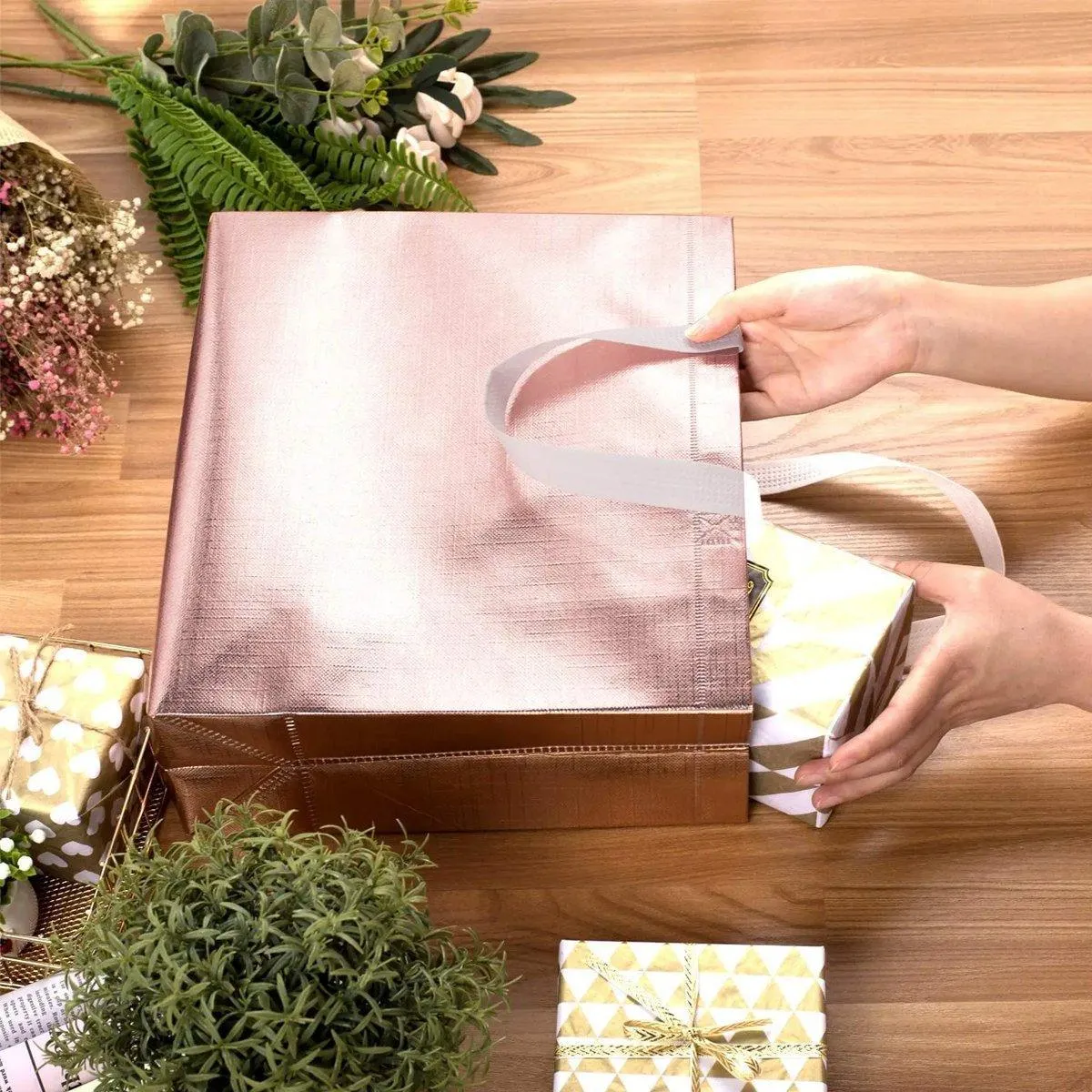 Embossed Non-Woven Fabric Tote Bag 25PCS