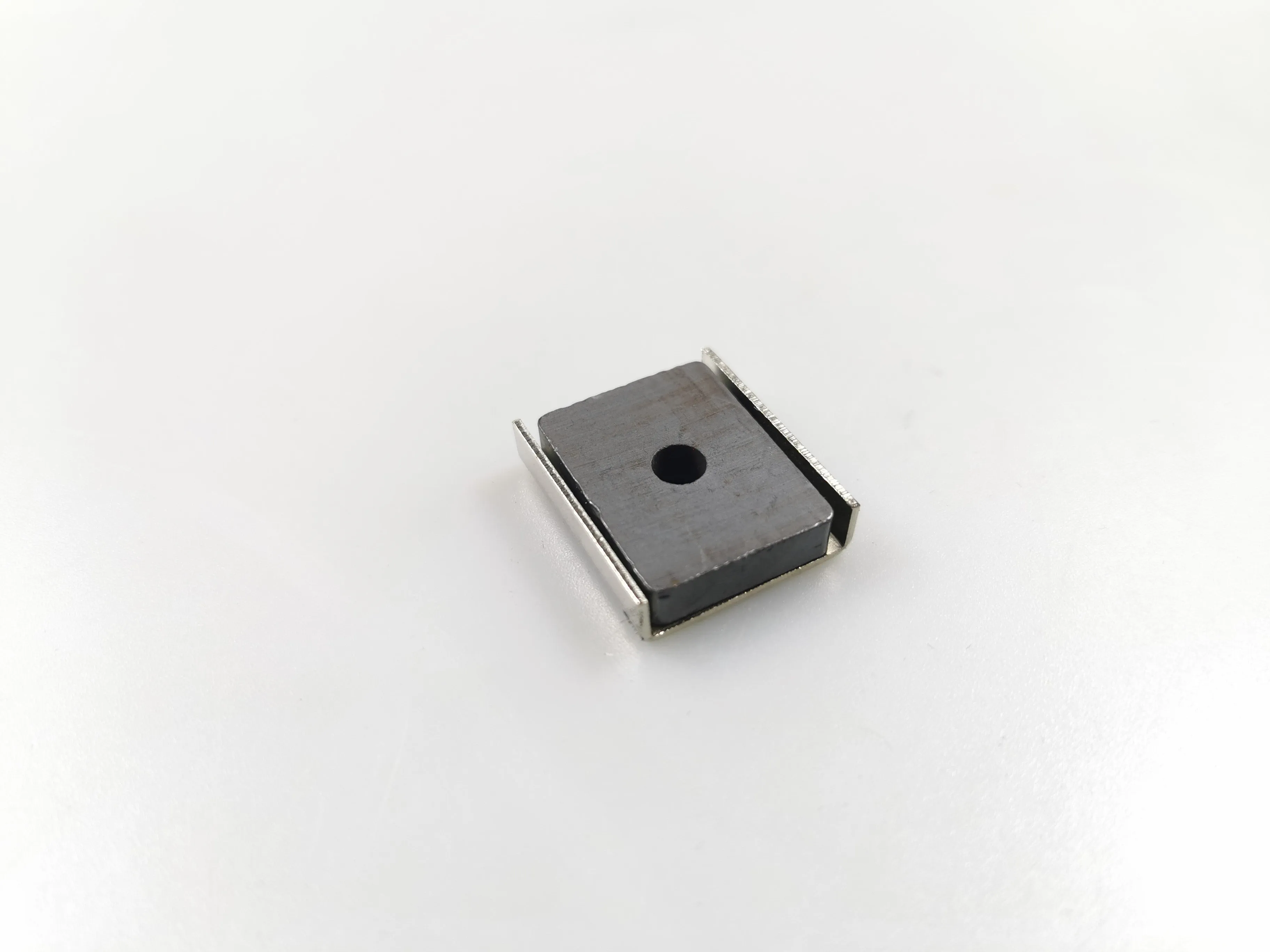 Ferrite Rectangular Base Channel