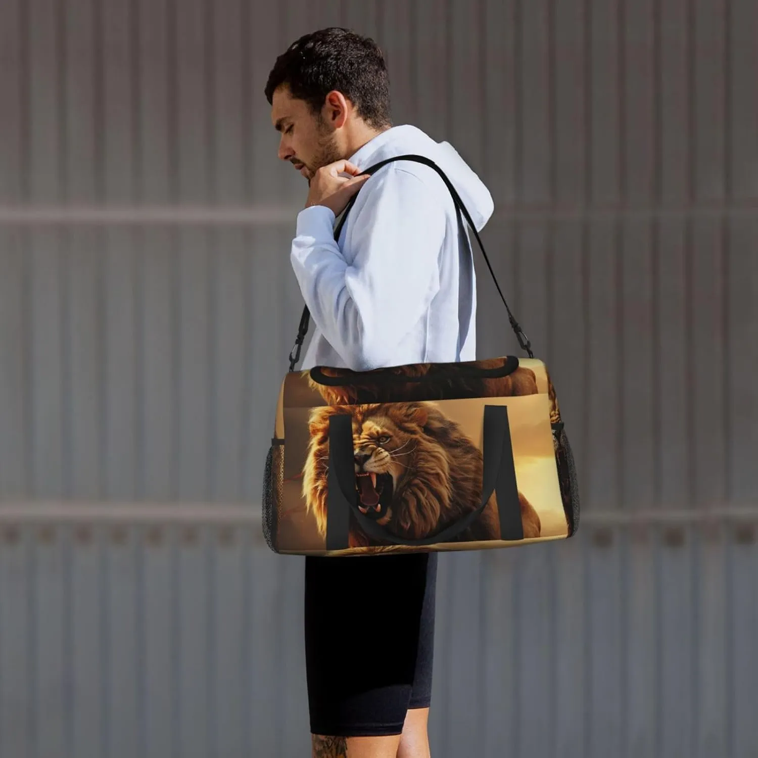 Gym Bag Angry Roaring Lion Duffel Bag for Men Women Travel Overnight Bag with Shoe Compartment Workout Bags