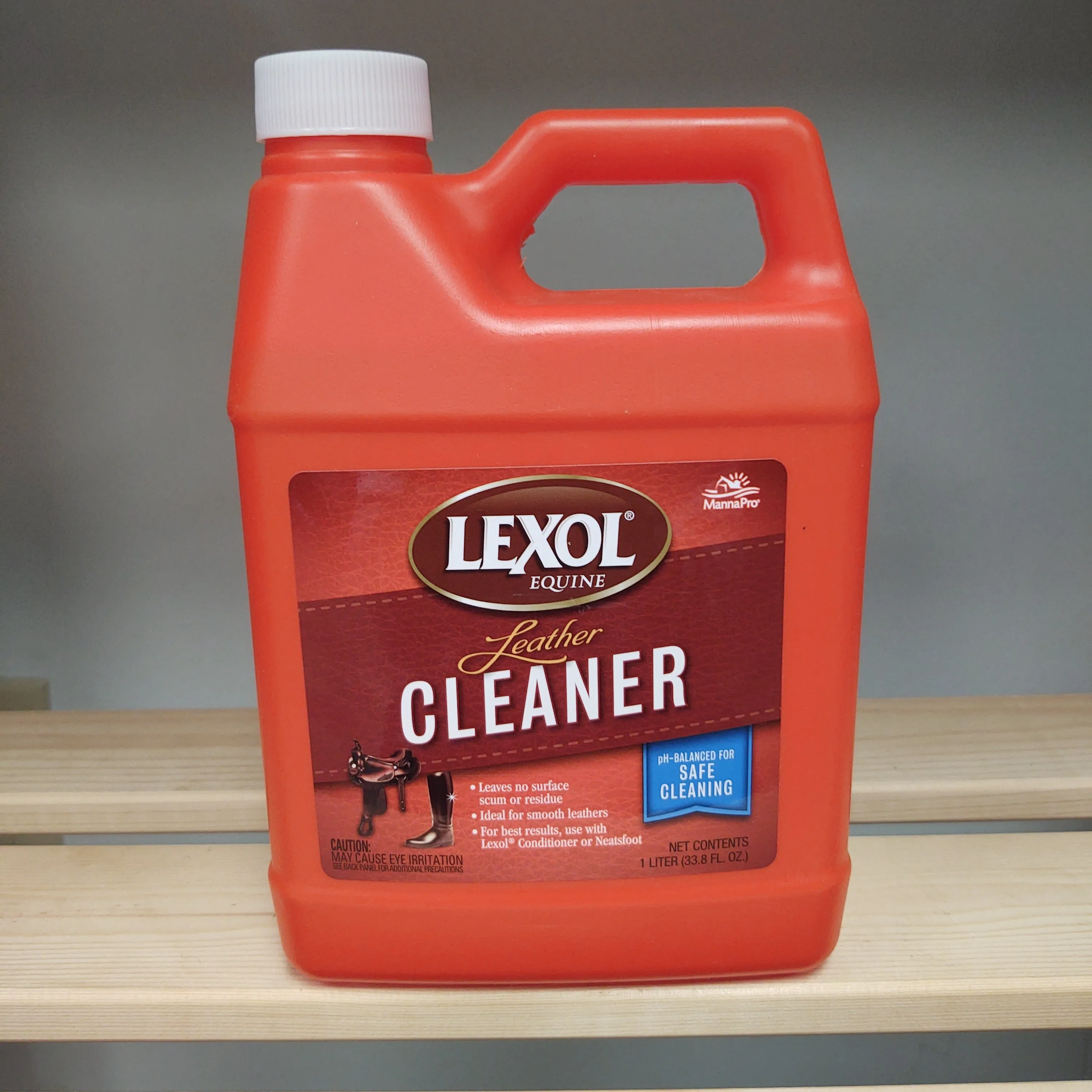 Lexol All Leather Tack Cleaner - STEP 1