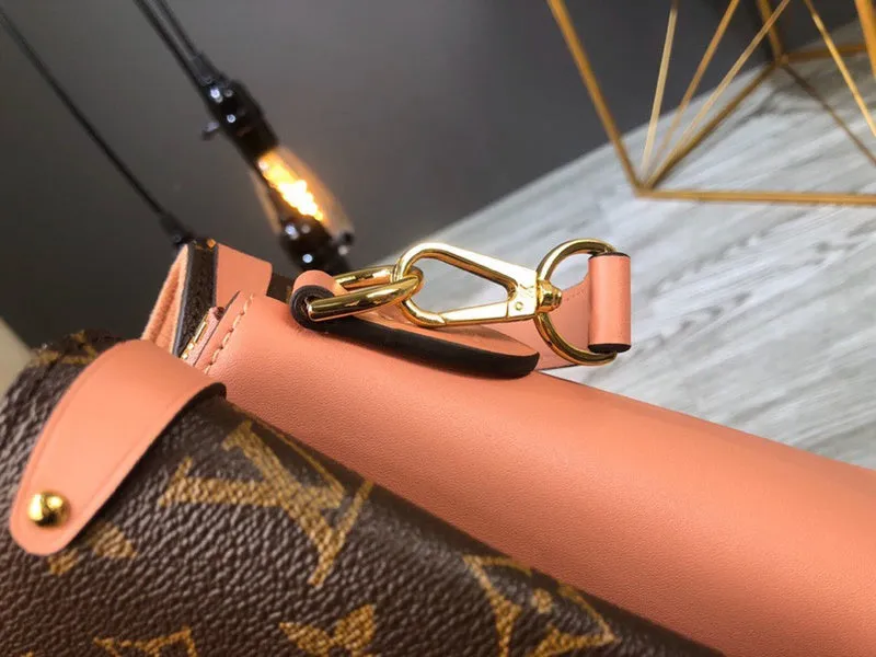 LOV2 Bags - Fashion Bags  1064