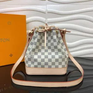 LOV2 Bags - Fashion Bags  1095