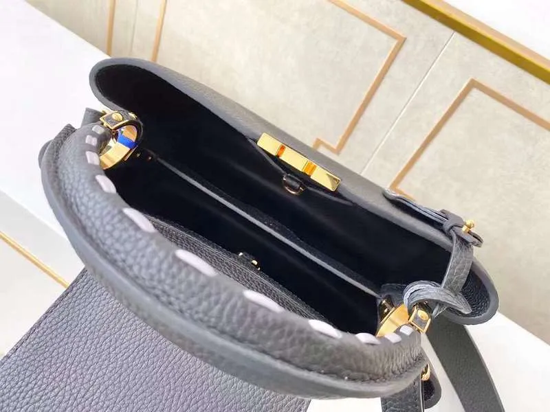LOV2 Bags - Fashion Bags  1104