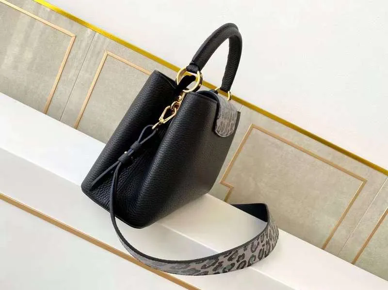 LOV2 Bags - Fashion Bags  1104