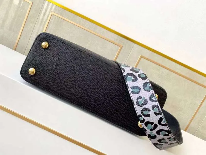 LOV2 Bags - Fashion Bags  1104