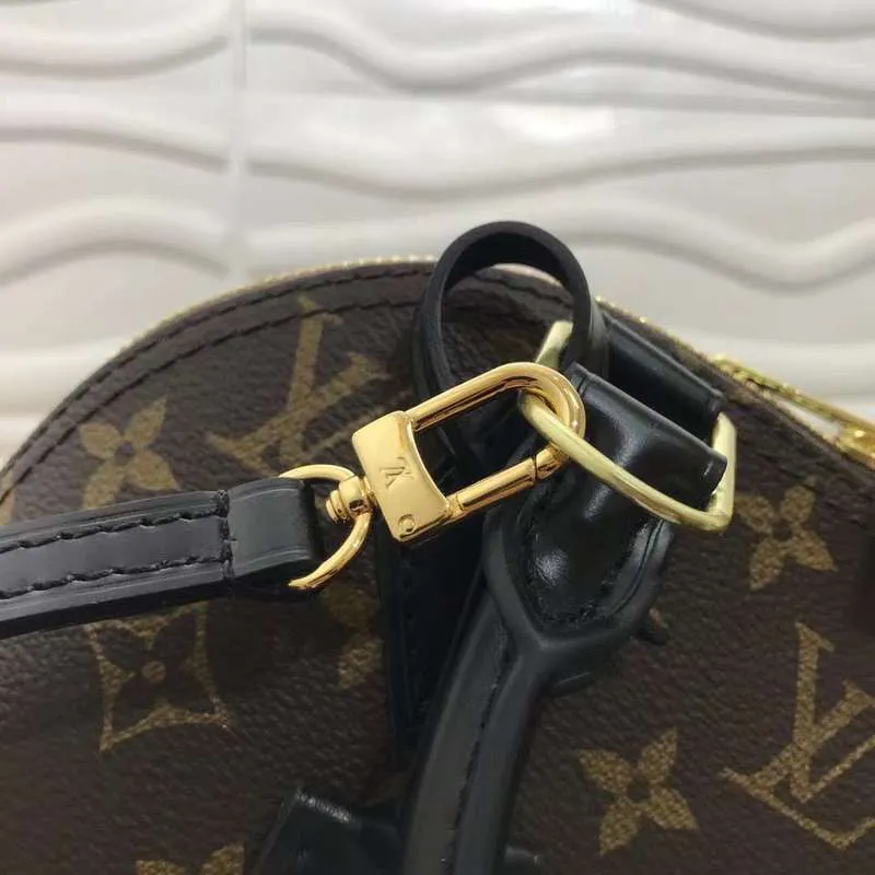 LOV2 Bags - Fashion Bags  1122