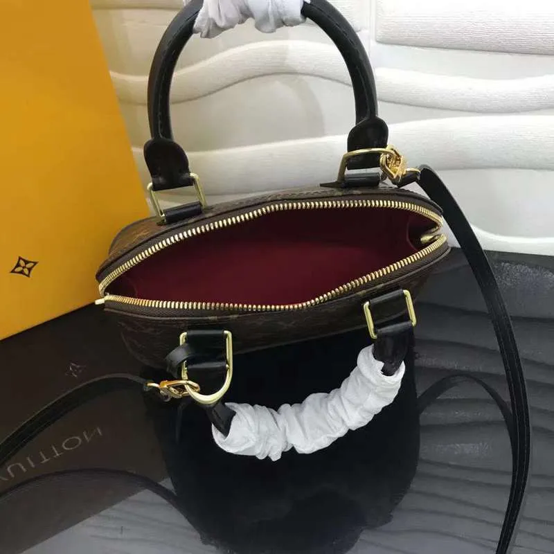 LOV2 Bags - Fashion Bags  1122