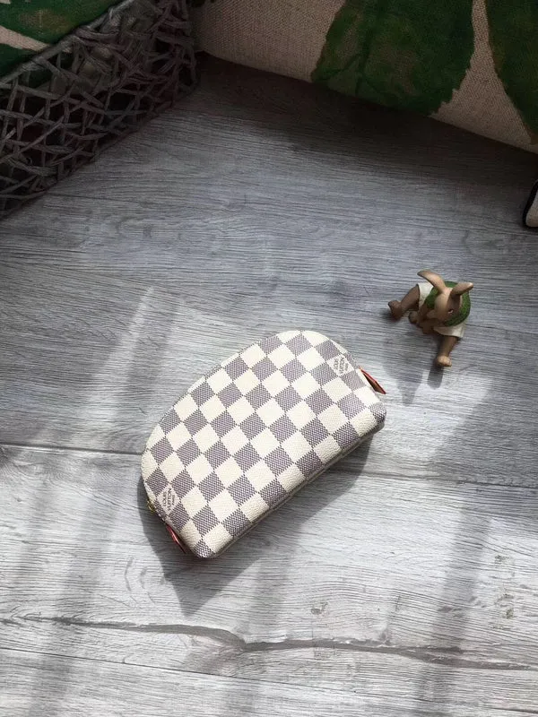 LOV2 Bags - Fashion Bags  1151