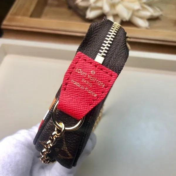 LOV2 Bags - Fashion Bags  1157