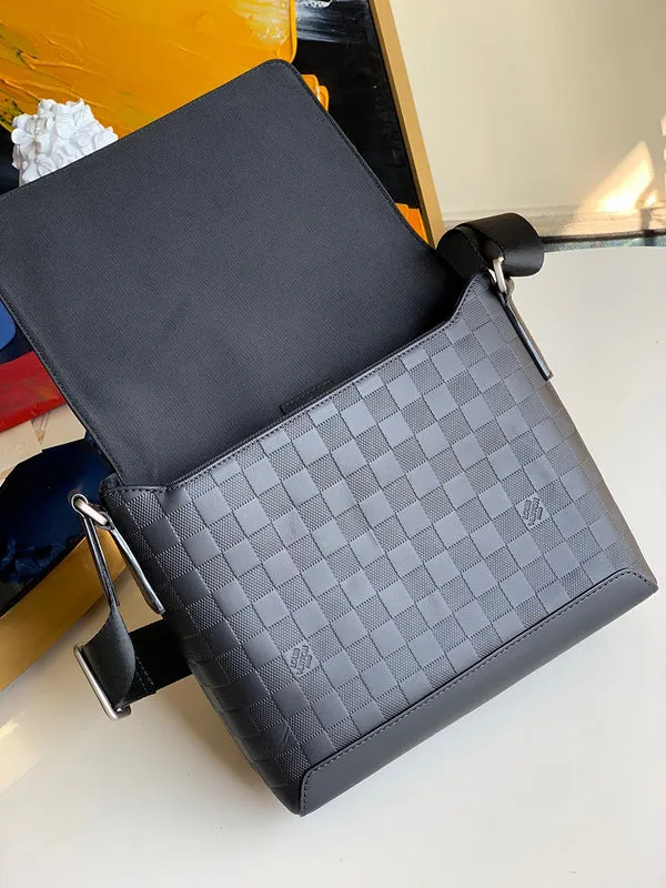 LOV2 Bags - Fashion Bags  1225