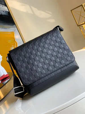 LOV2 Bags - Fashion Bags  1225