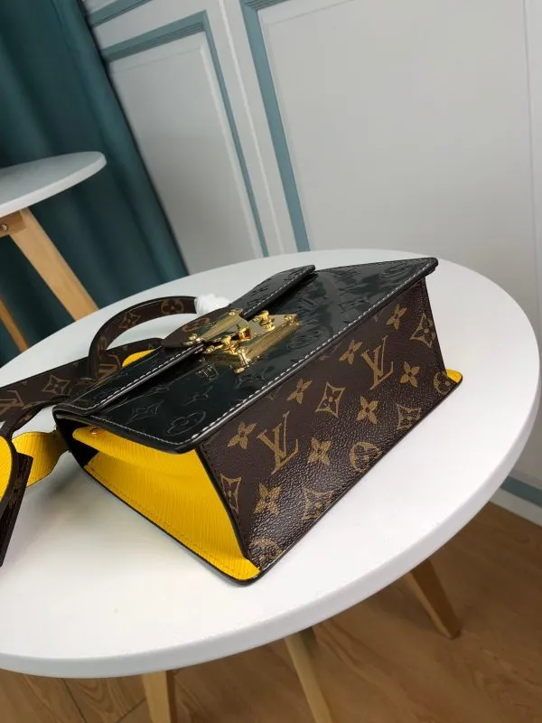 LOV2 Bags - Fashion Bags  1310