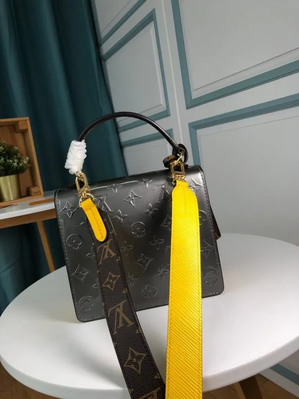 LOV2 Bags - Fashion Bags  1310