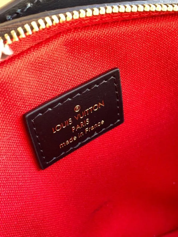 LOV2 Bags - Fashion Bags  1418