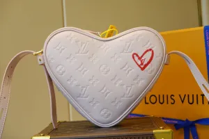 LOV2 Bags - Fashion Bags  1521