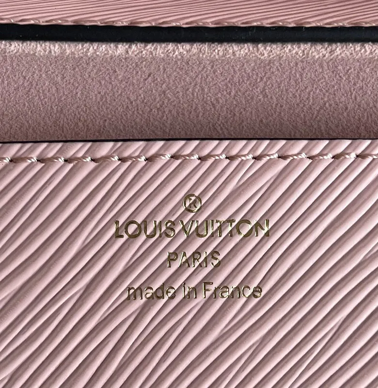 LOV2 Bags - Fashion Bags  1620