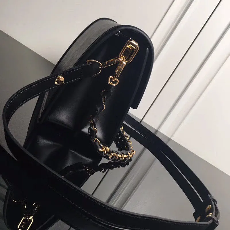 LOV2 Bags - Fashion Bags  1861