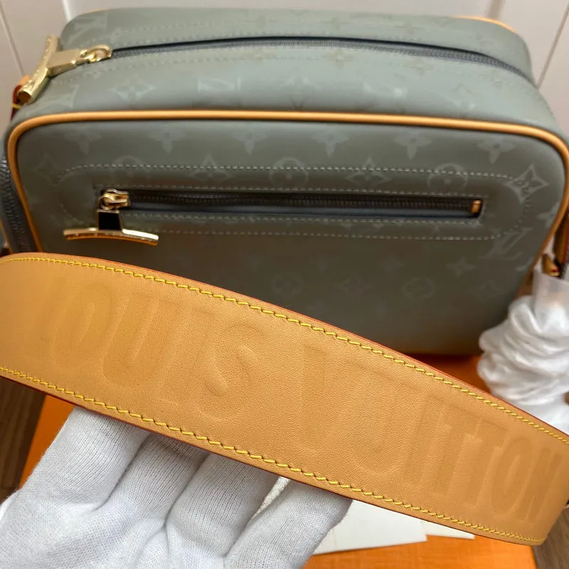 LOV2 Bags - Fashion Bags  1947