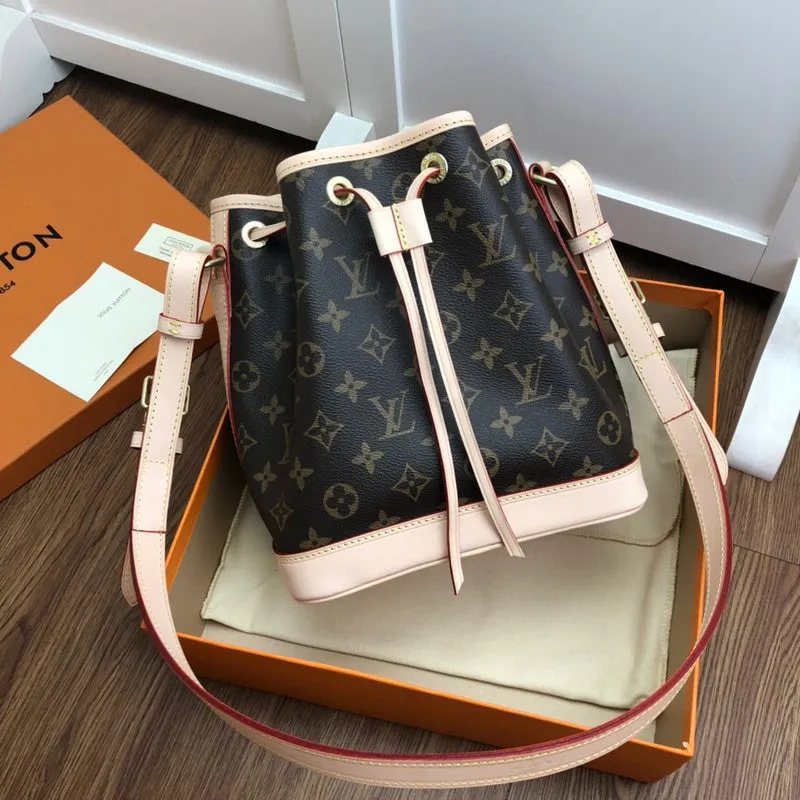 LOV2 Bags - Fashion Bags  1982