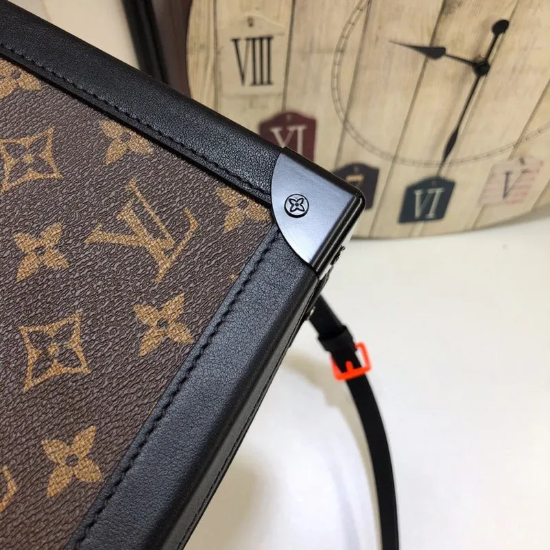 LOV2 Bags - Fashion Bags  1985