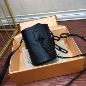 LOV2 Bags - Fashion Bags  1992
