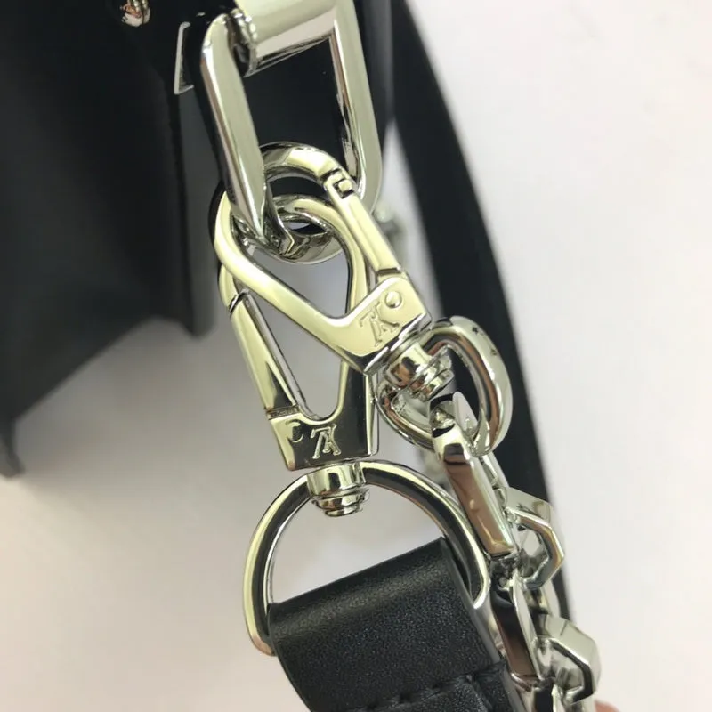 LOV2 Bags - Fashion Bags  2061