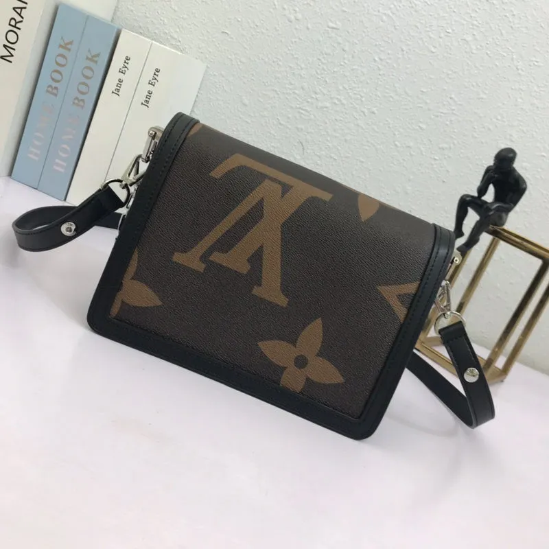 LOV2 Bags - Fashion Bags  2061