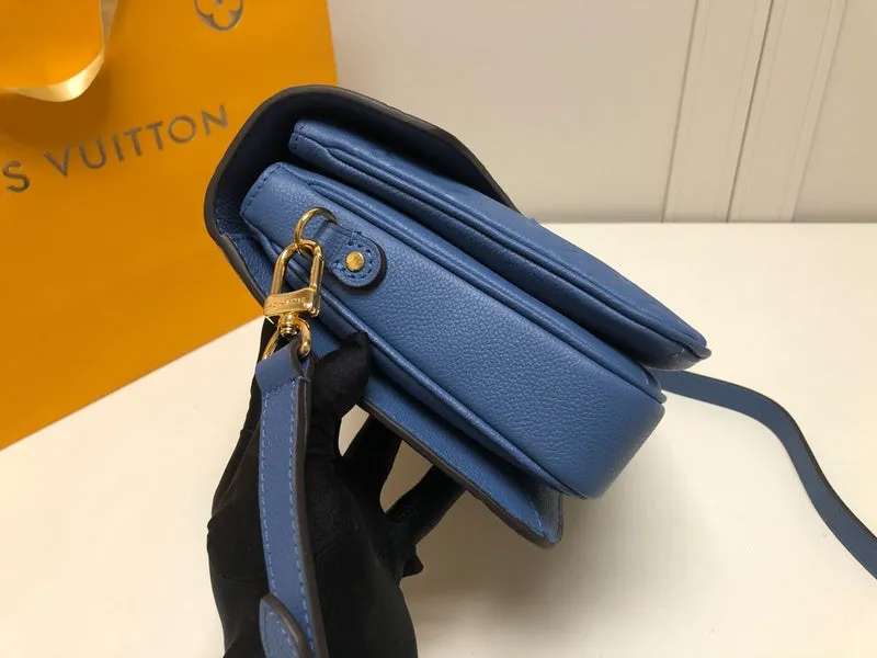 LOV2 Bags - Fashion Bags  2072