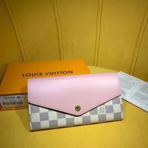 LOV2 Bags - Fashion Bags  2106