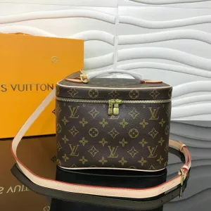 LOV2 Bags - Fashion Bags  2568