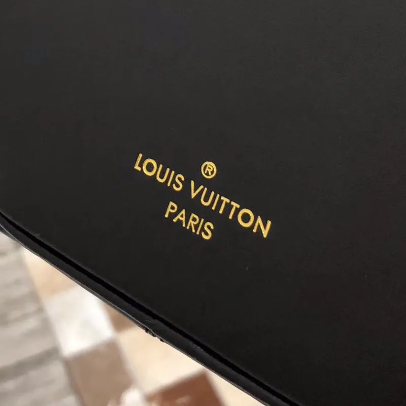 LOV2 Bags - Fashion Bags  2631