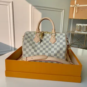 LOV2 Bags - Fashion Bags  2664