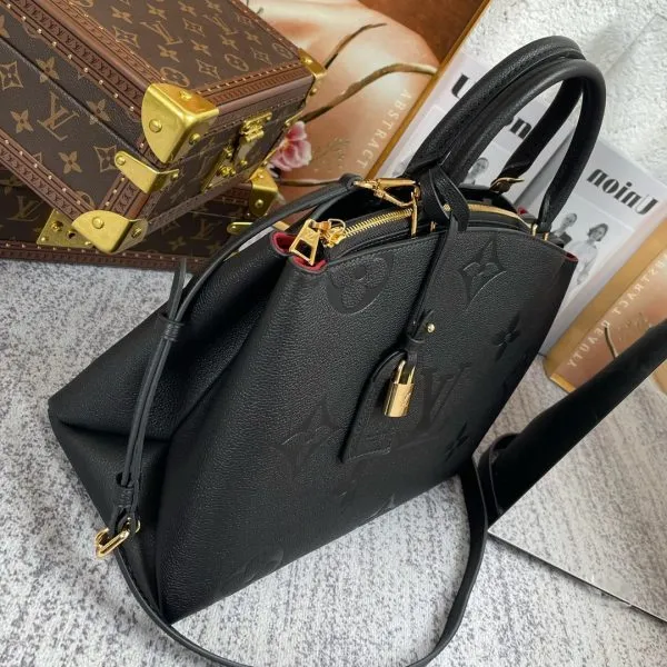 LOV2 Bags - Fashion Bags  842