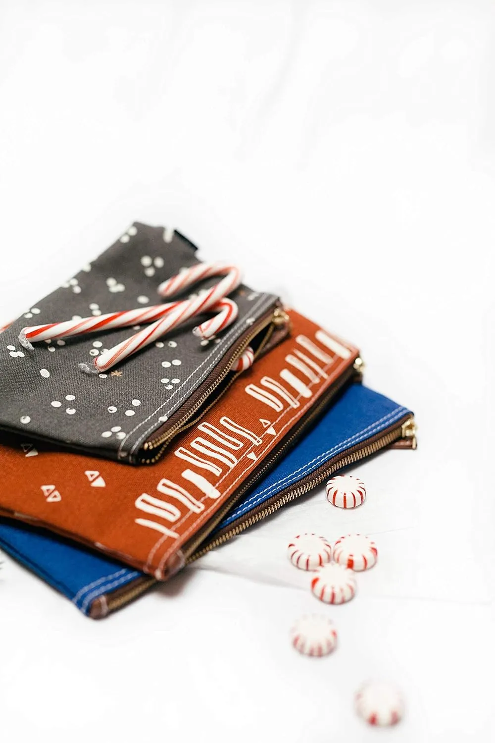 MAIKA Recycled Canvas Travel Pouch