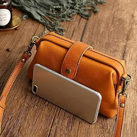 New Premium Leather Retro Handmade Bag Unique Opening Small Cross Body Shoulder Bag Vintage Doctor Bag for Women
