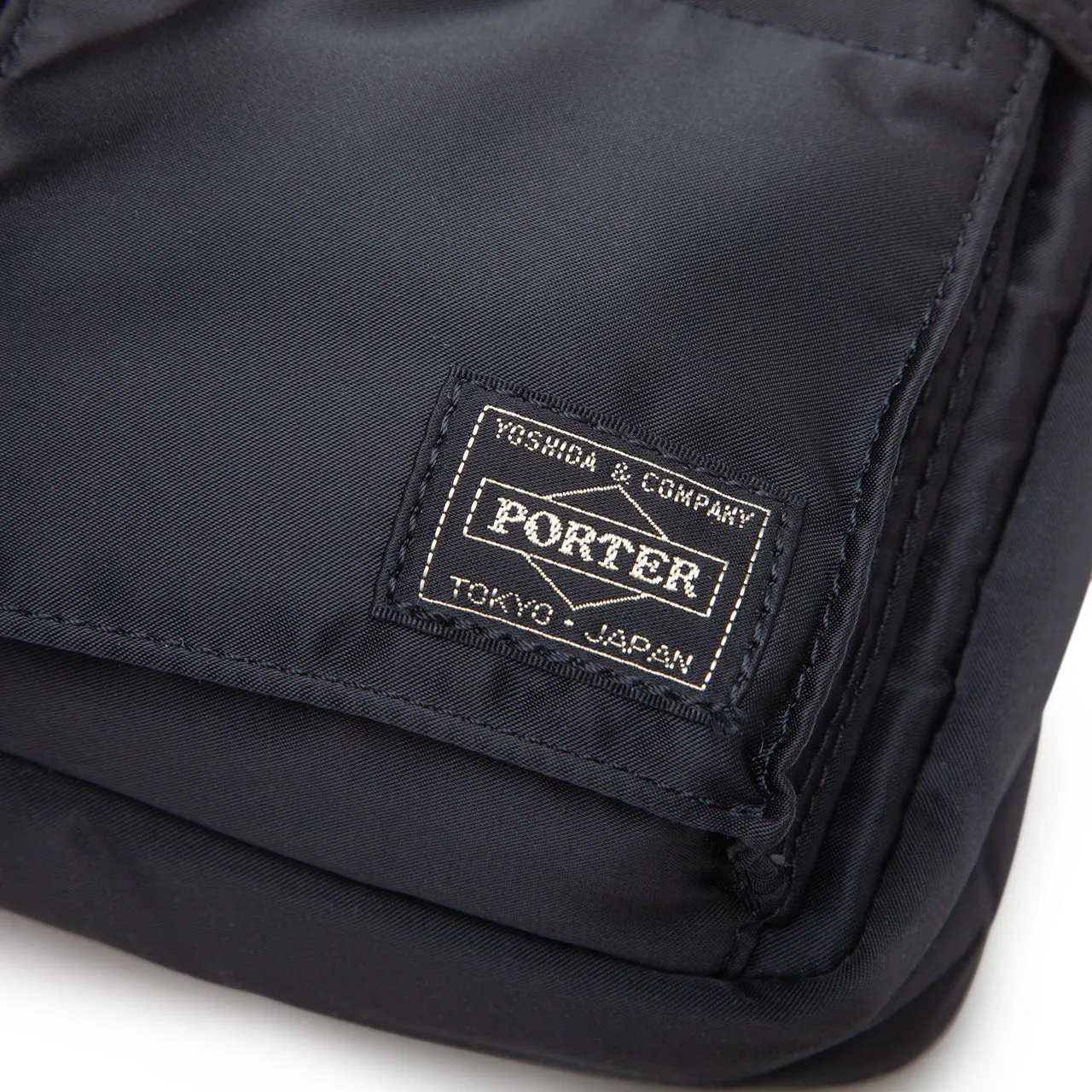 porter by yoshida tanker shoulder bag (black)