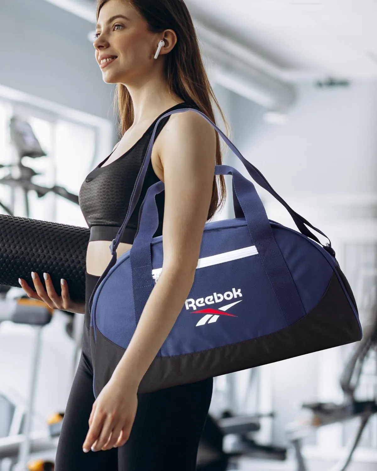 Reebok Duffle Bag - Unisex Lightweight Gym, Sports and Travel Mini Carry On Weekender Bags for Women and Men, Size One Size, Solange Navy