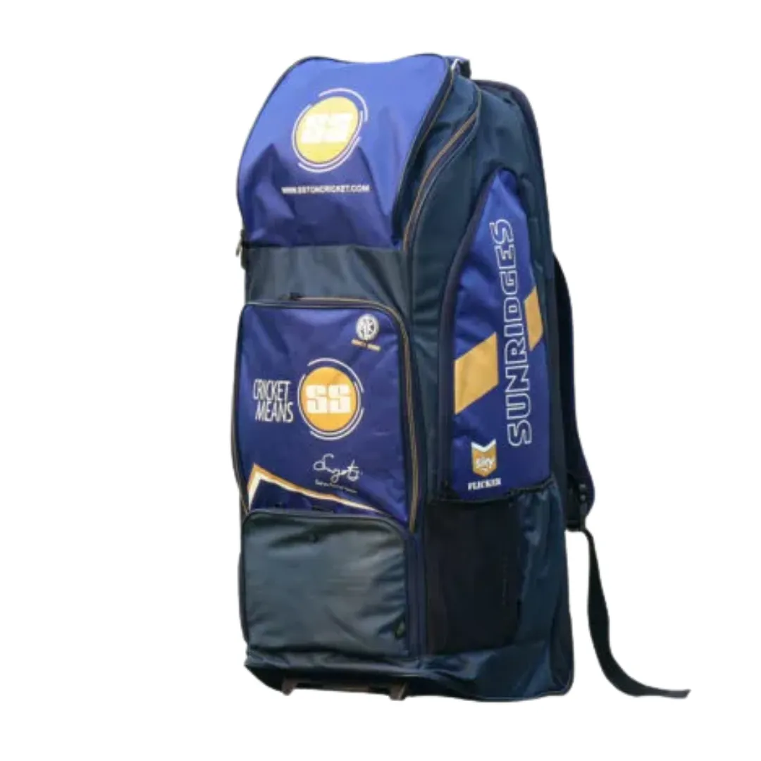 SS Sky Flicker Duffle with wheels