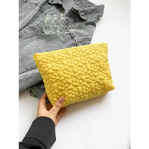Yeppi Flower Texture Polyester Clutch Bags for Effortless Style